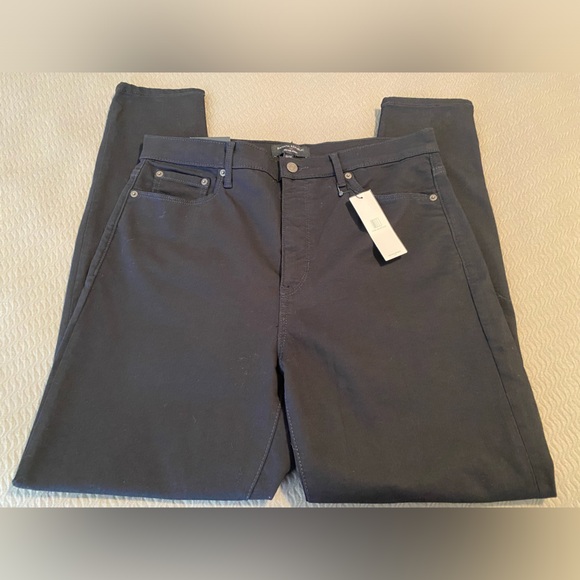 🆕 Banana Republic high rise skinny 32/14 black denim NWT gorgeous! 👀 jeans - Picture 12 of 12